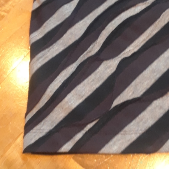 Dress - Picture 3 of 8